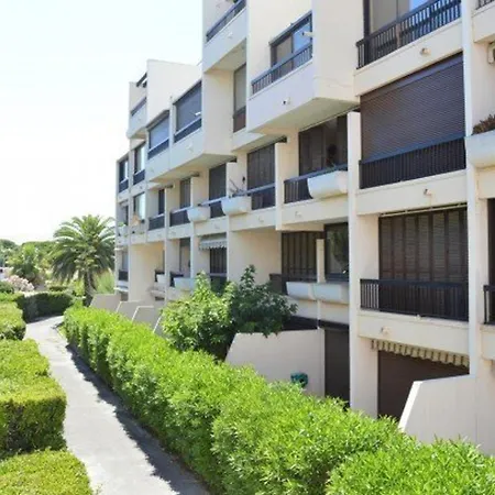 Splendide 3 Pieces Climatise Avec 3 Terrasses, Proche Mer, Parking Securise - Fr-1-307-135