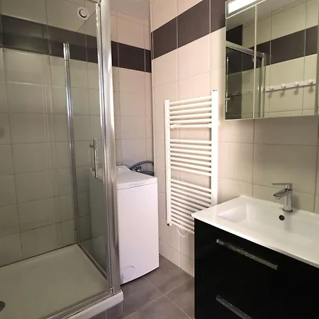 Splendide 3 Pieces Climatise Avec 3 Terrasses, Proche Mer, Parking Securise - Fr-1-307-135 * לה-גרו-דו-רואה