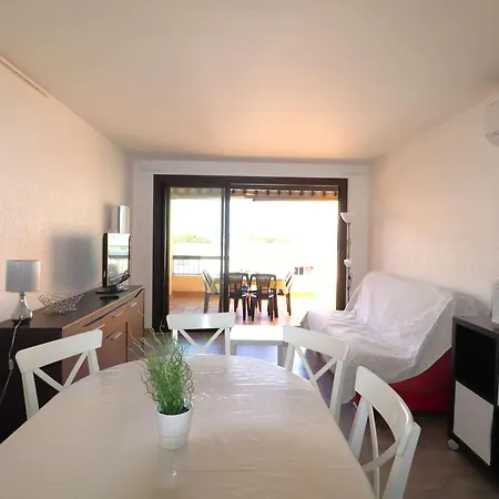 Splendide 3 Pieces Climatise Avec 3 Terrasses, Proche Mer, Parking Securise - Fr-1-307-135 דירה *